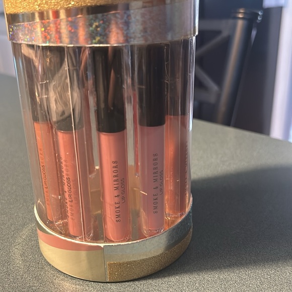 NWT SET OF TWELVE Smoke & Mirrors Gloss On Lip Gloss Set - Picture 4 of 6